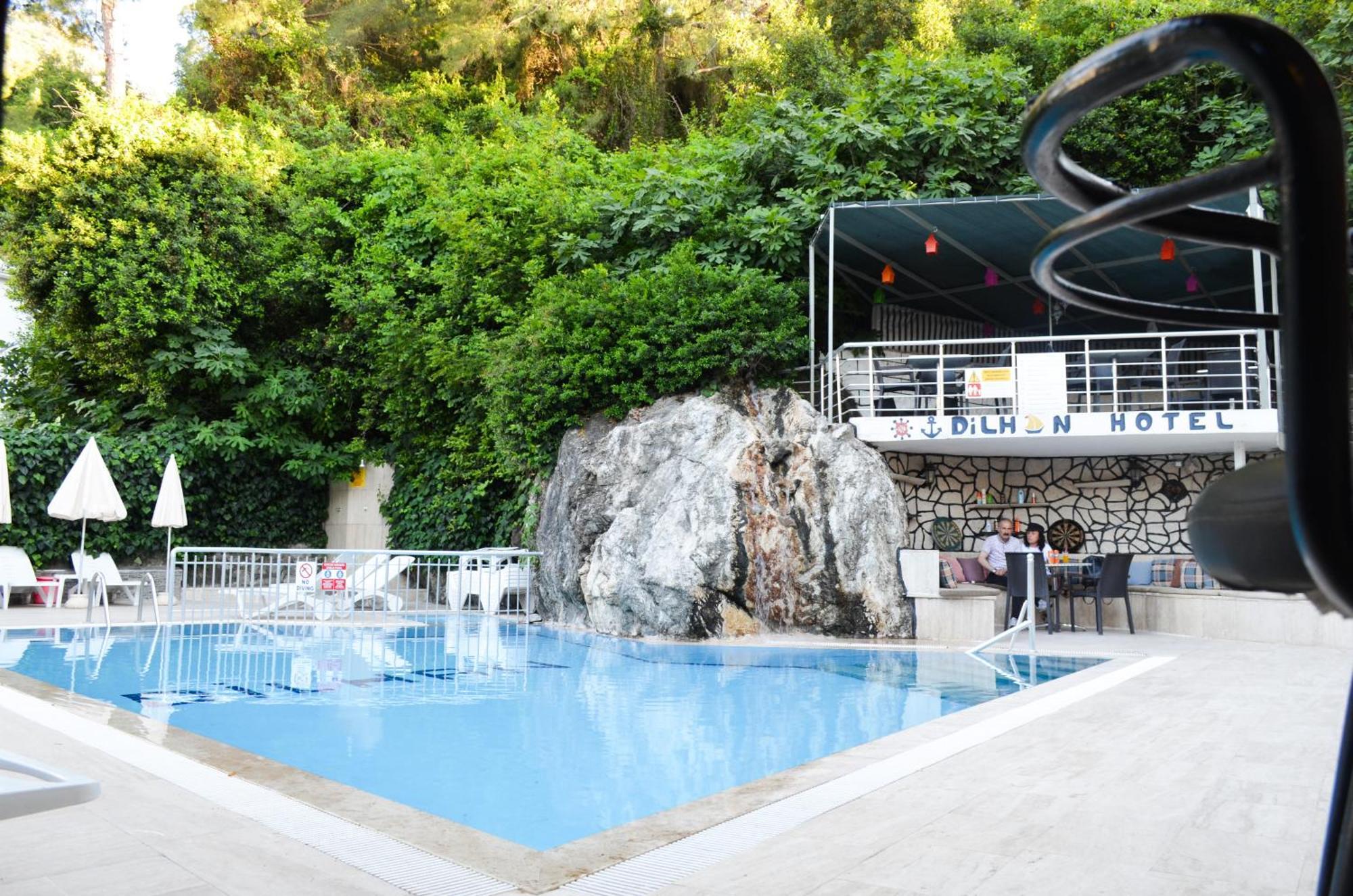 Dilhan Hotel Marmaris Esterno foto